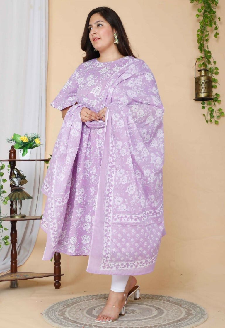 Miravan Women's Plus Size Lavender Floral Flared Sleeves Anarkali Kurta With Dupatta