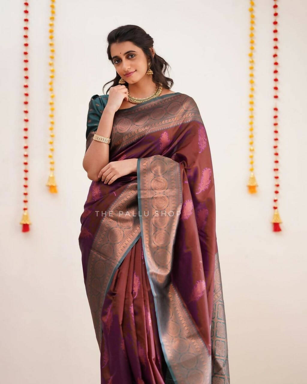 DEIANA'S Beautiful Designer Golden zari Soft Lichi Silk Saree - Brown