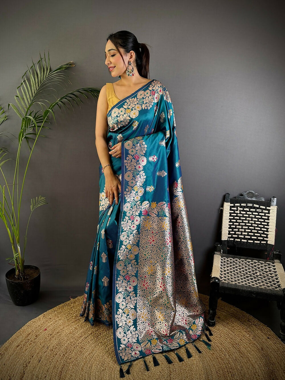 Joban Fashion Meenakari Royal Blue Woven Soft Silk Saree - Distacart