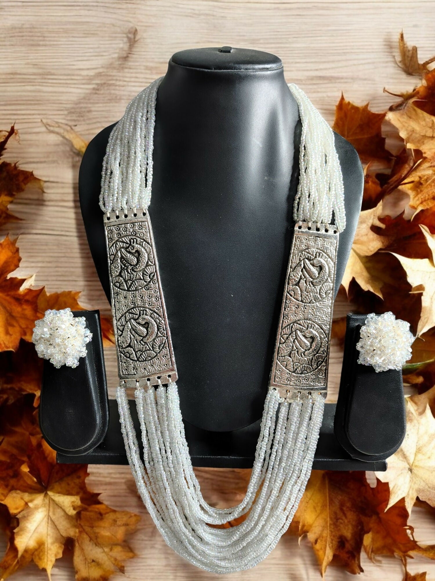 Inhanns Saree Shobha Statement Necklace & Earring Set - White Necklace With Earrings