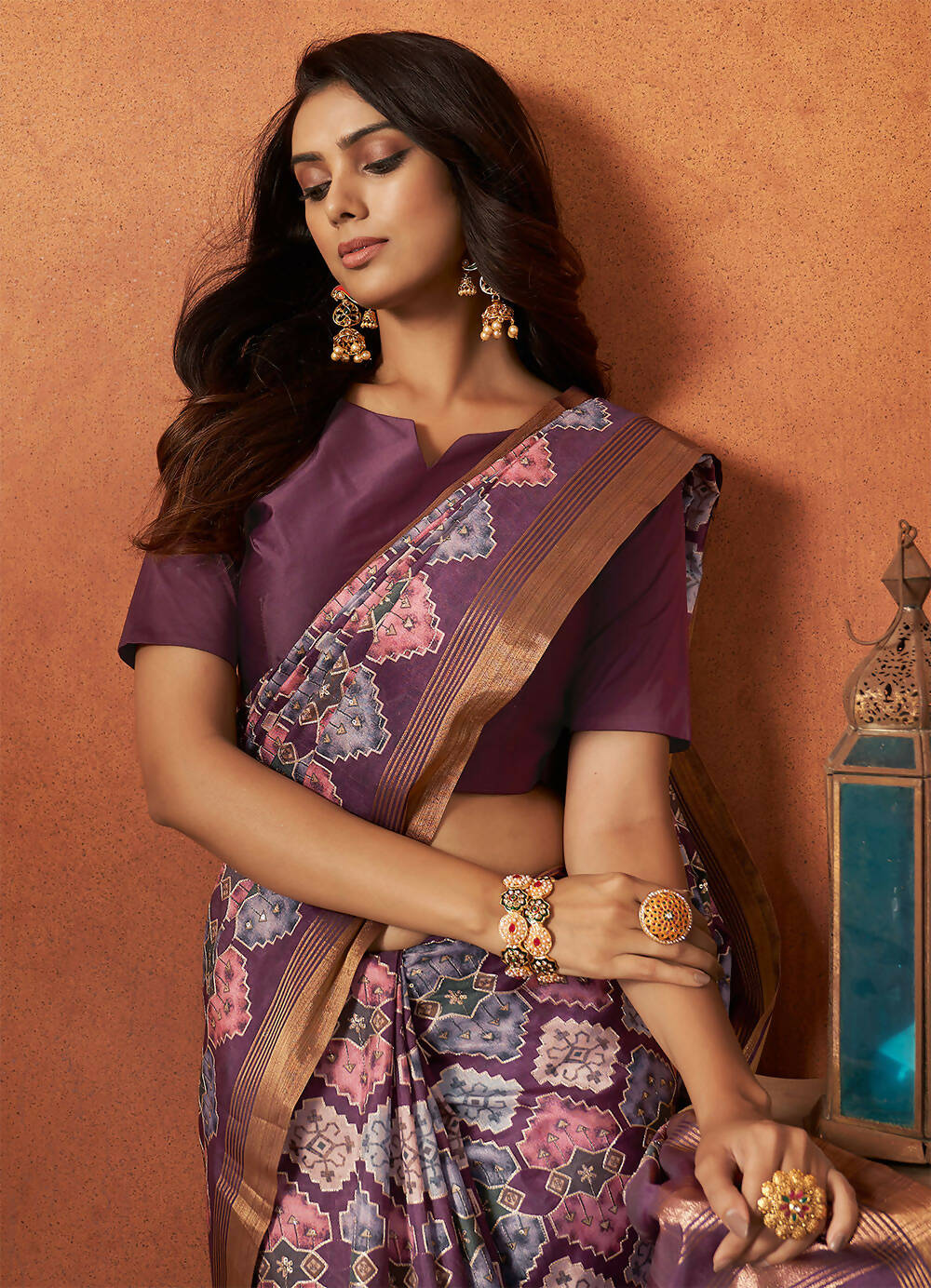 Purple Rangkat and Crepe Silk Aztec Saree With Unstitched Blouse Piece - Mohmanthan Royal Saachi