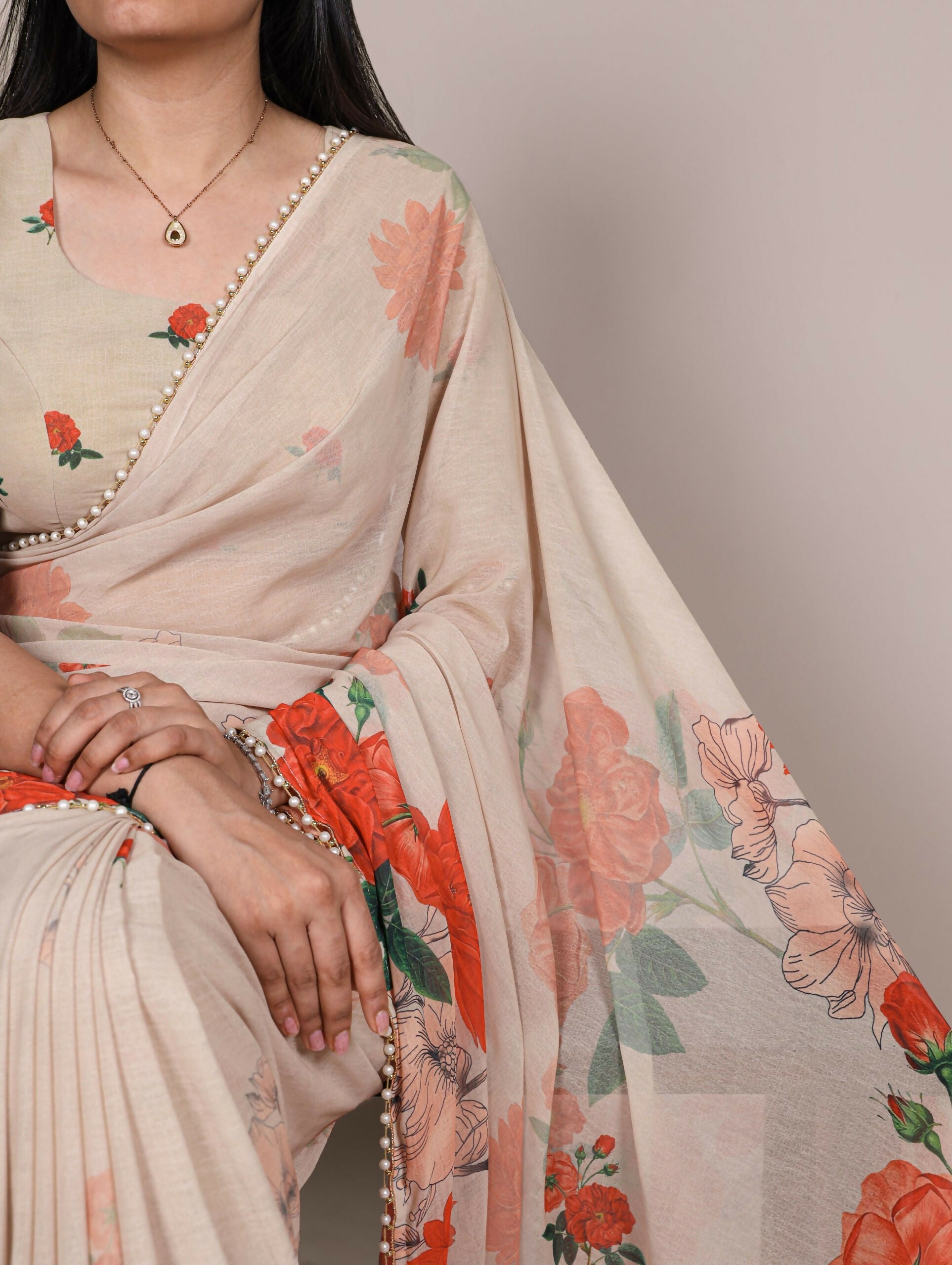 Vastranavya Off White Weightless Marble and Floral Printed Georgette Saree with Unstitched Blouse - Distacart