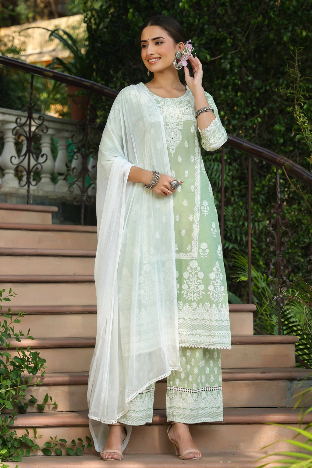Juniper Women's Green Cambric Printed Straight Kurta Sets - Distacart