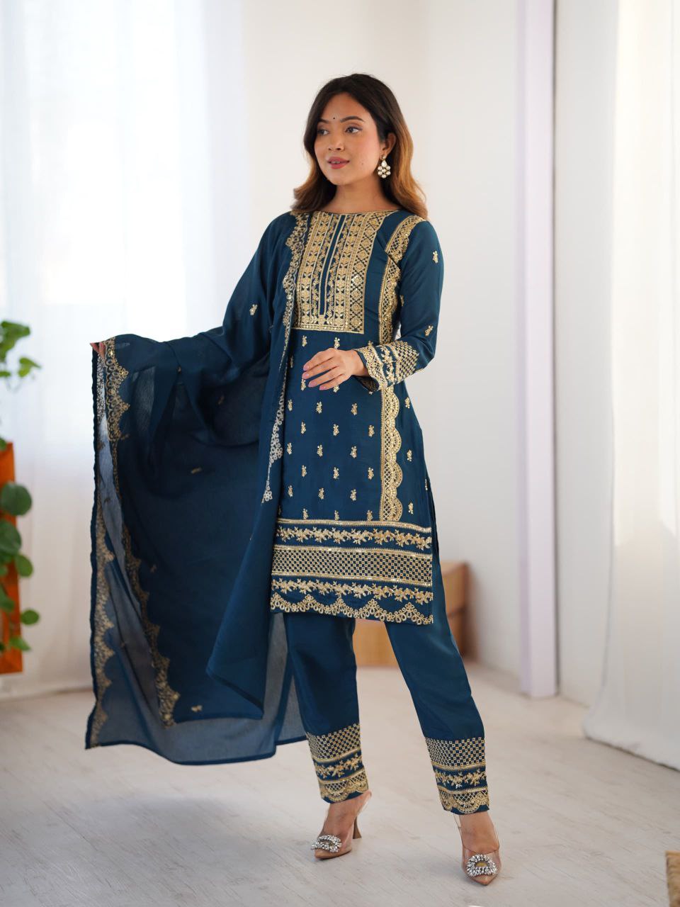 Prazu Fashion Blue Chinon Silk Embroidered Salwar Suit - Distacart