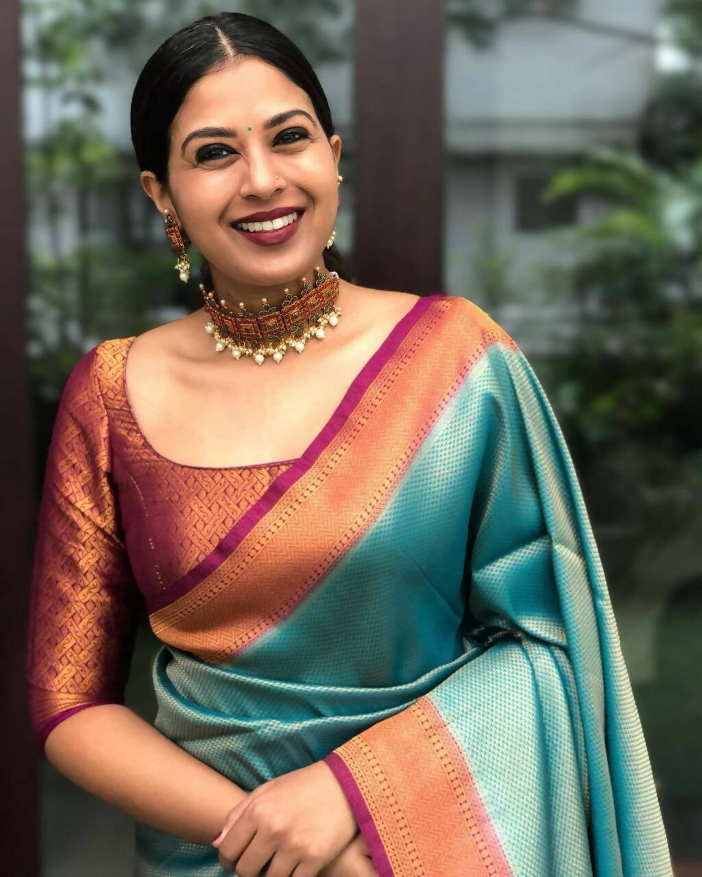 DEIANA'S Beautiful Designer Golden zari Soft Lichi Silk Saree - Sky Blue