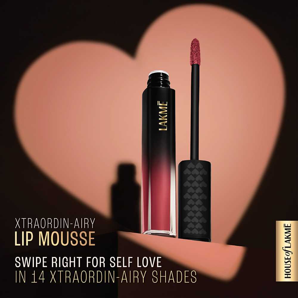 Lakme Xtraordin-Airy Velvet Matte Lip Mousse - Love Struck Red