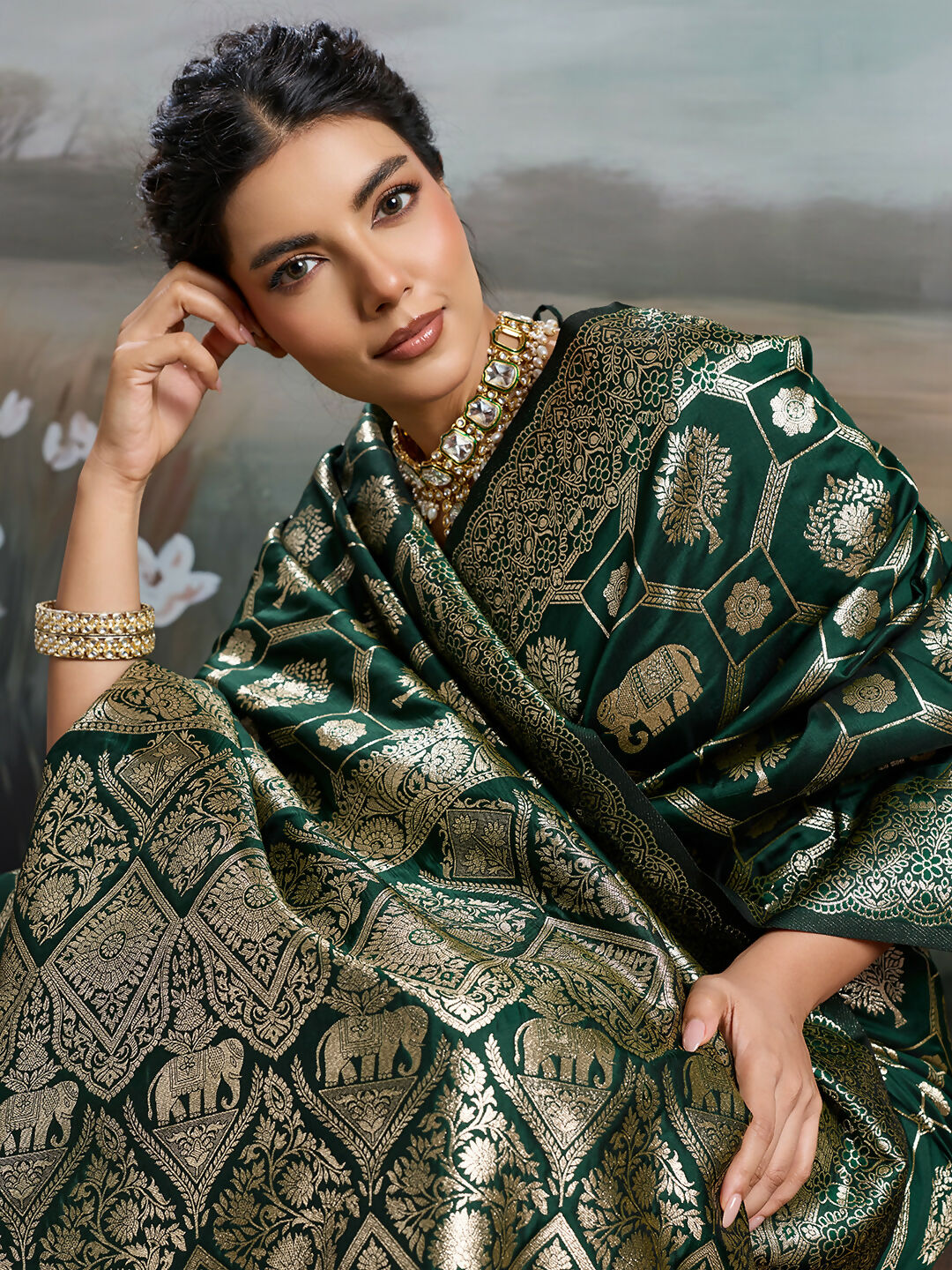Shree Shyam Fashion Bottle Green Silk Blend Saree - Distacart