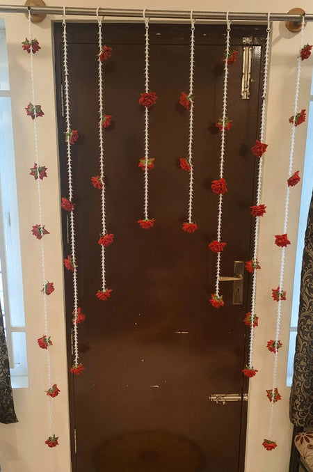 Reusable Rose Backdrop (8 strings)
