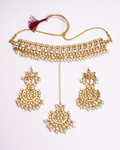 Gold-Polished Alloy Pearl And Kundan Choker Necklace Set - The Pari
