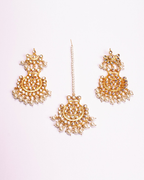Gold-Polished Alloy Pearl And Kundan Choker Necklace Set - The Pari