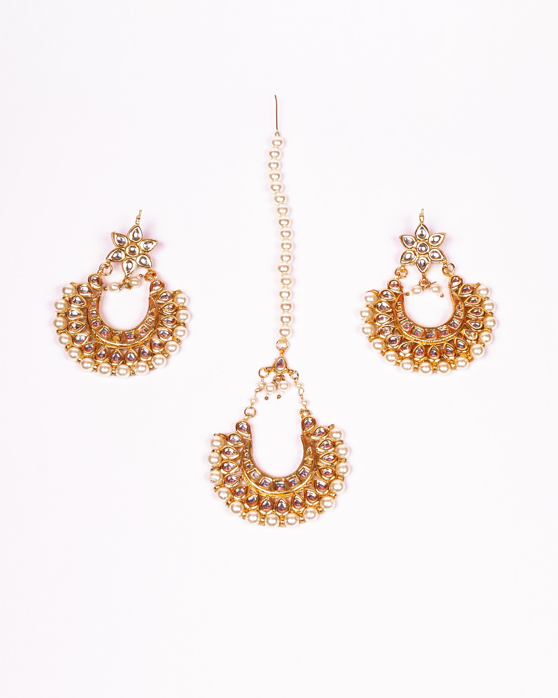 Gold-Polished Alloy Pearl And Kundan Choker Necklace Set - The Pari