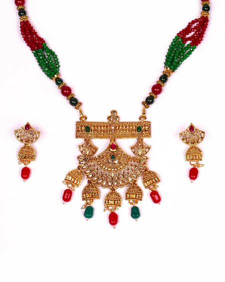 Gold-Polished Alloy Pearl And Beads Mala Pendant Set - The Pari