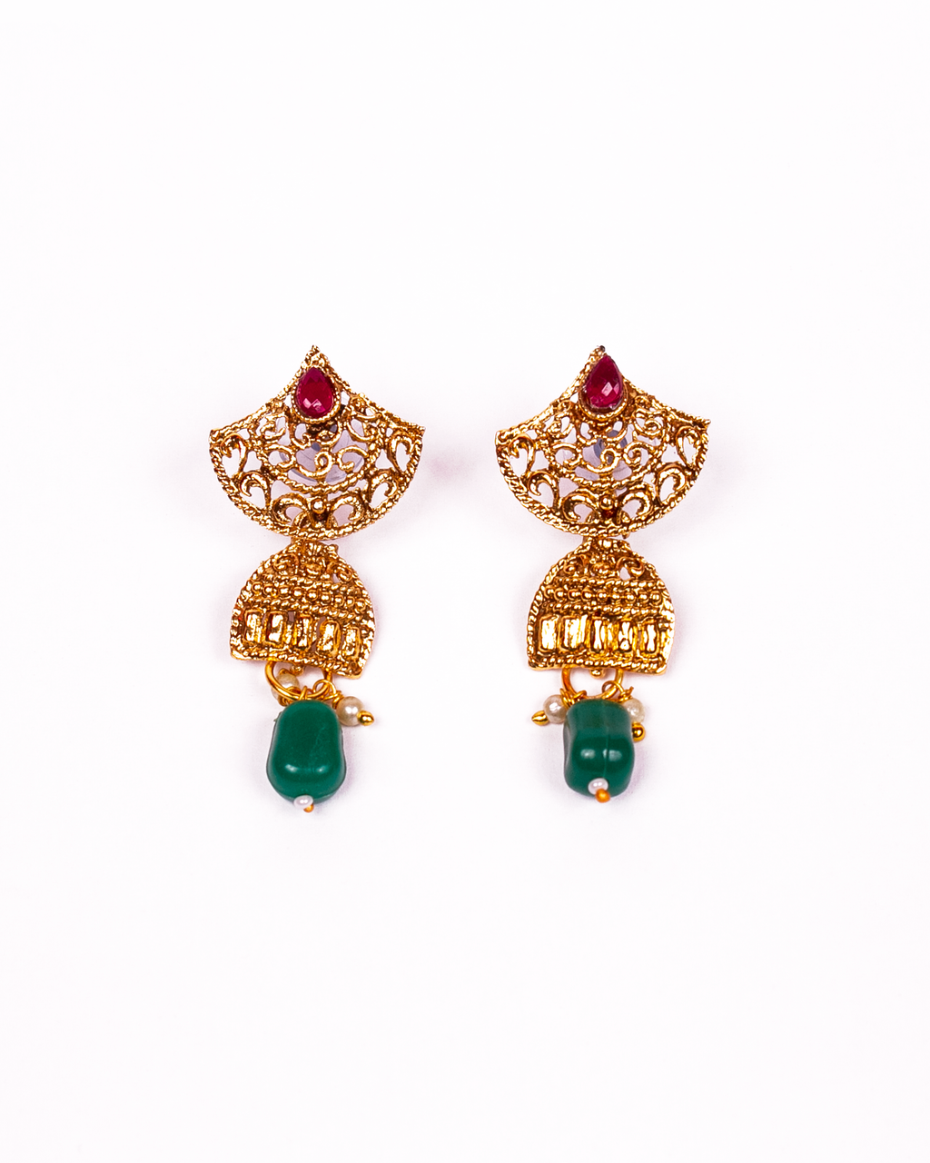Gold-Polished Alloy Pearl And Beads Mala Pendant Set - The Pari