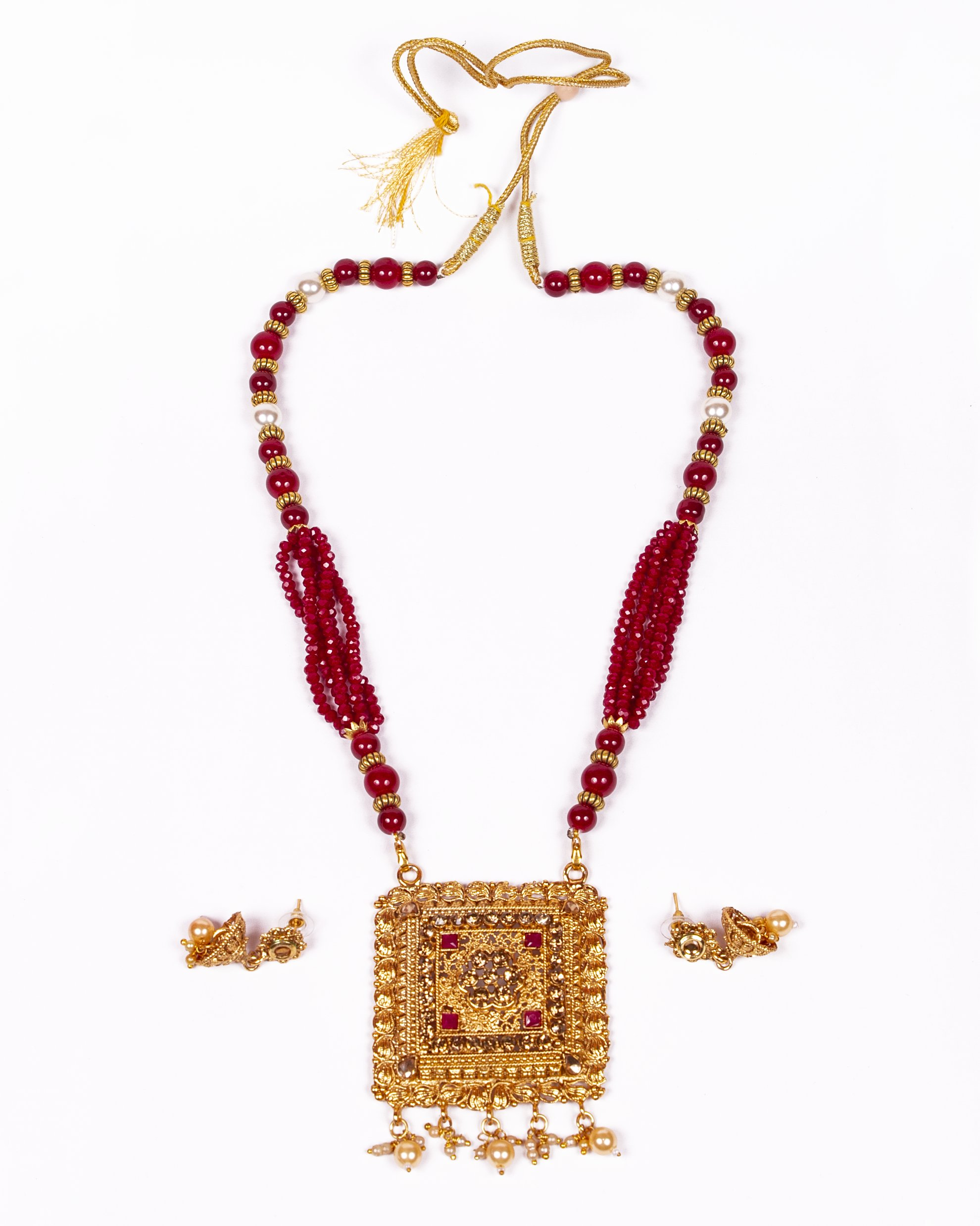 Gold-Polished Alloy Pearl And Beads Mala Pendant Set - The Pari