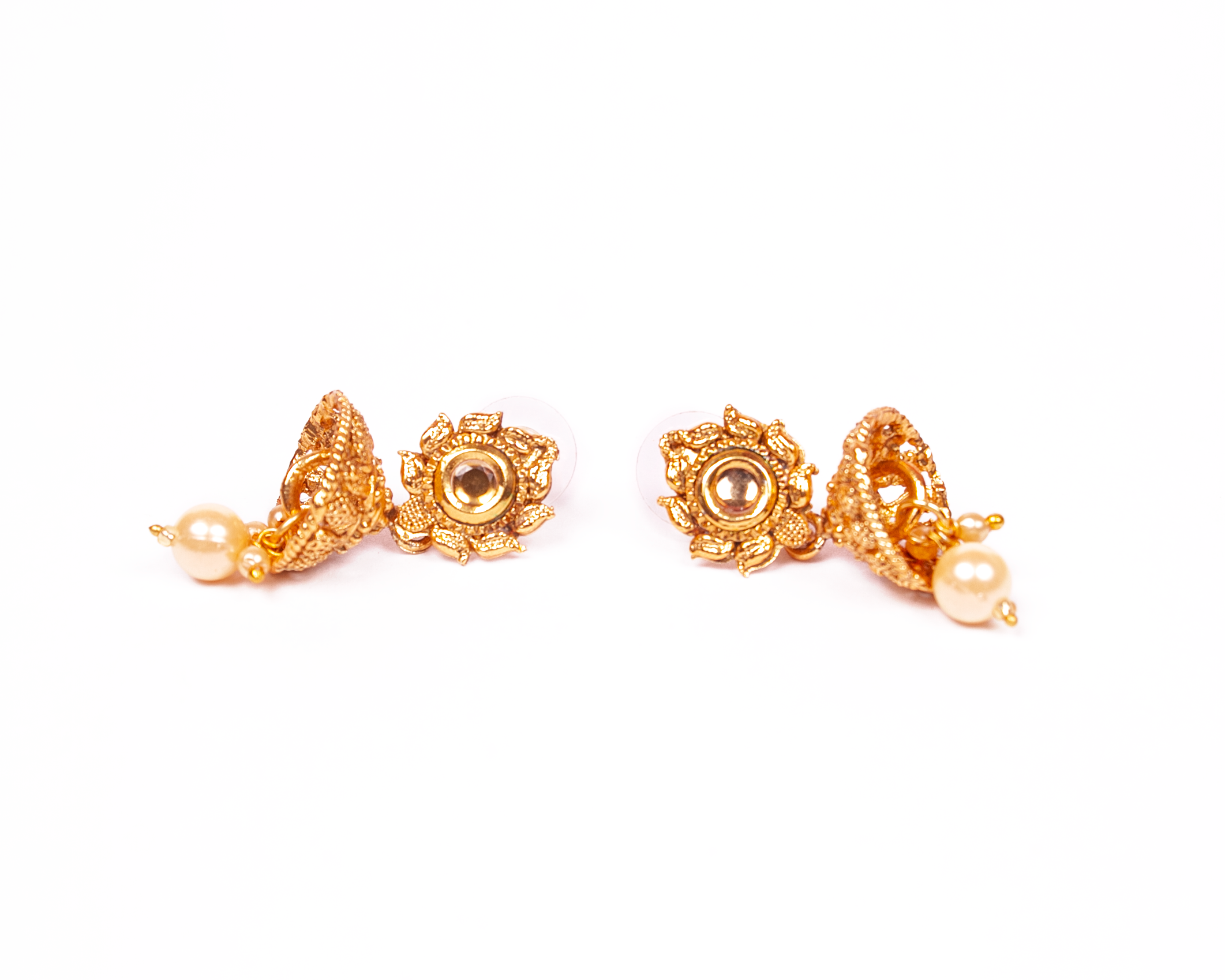 Gold-Polished Alloy Pearl And Beads Mala Pendant Set - The Pari