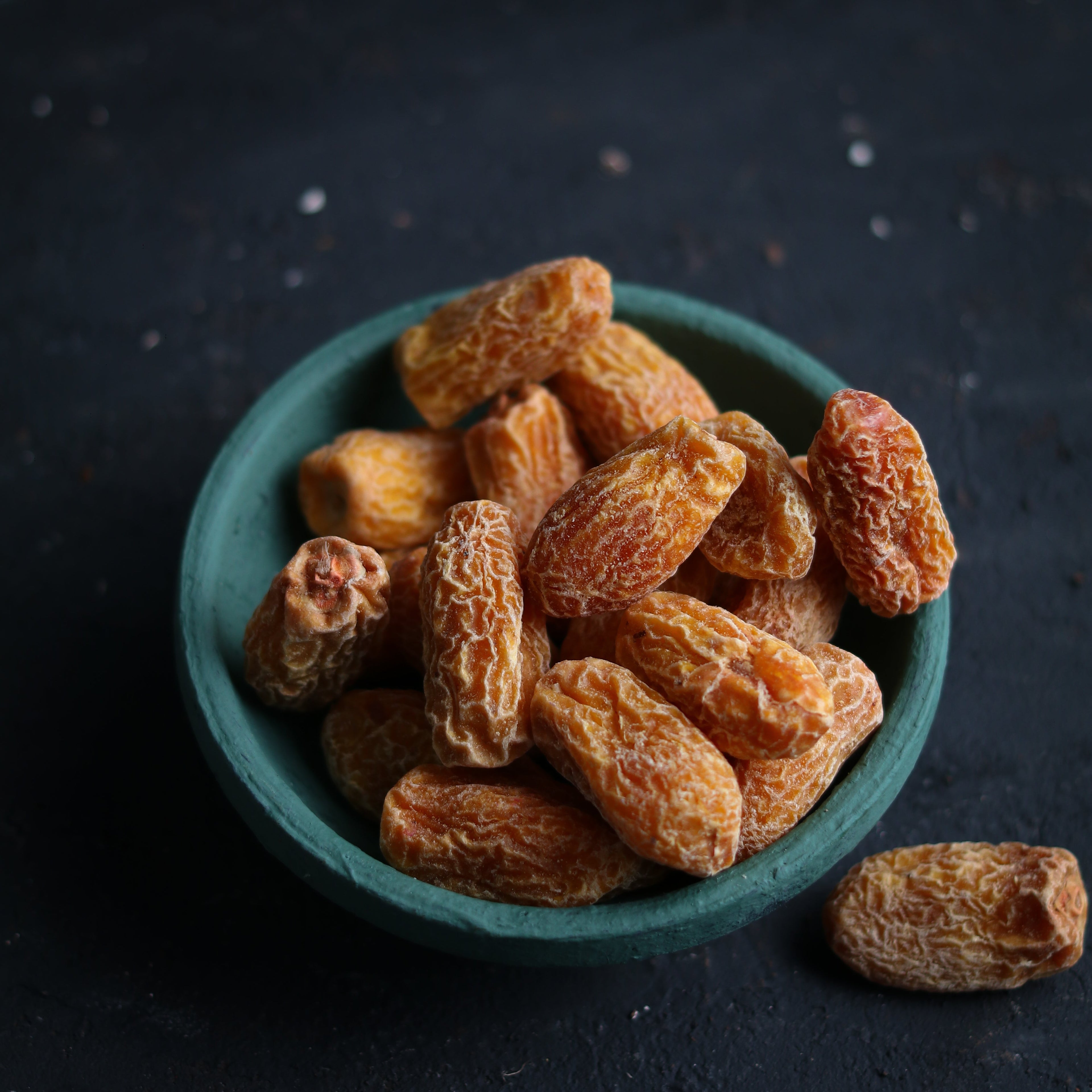 Almond House Khajoor - Distacart