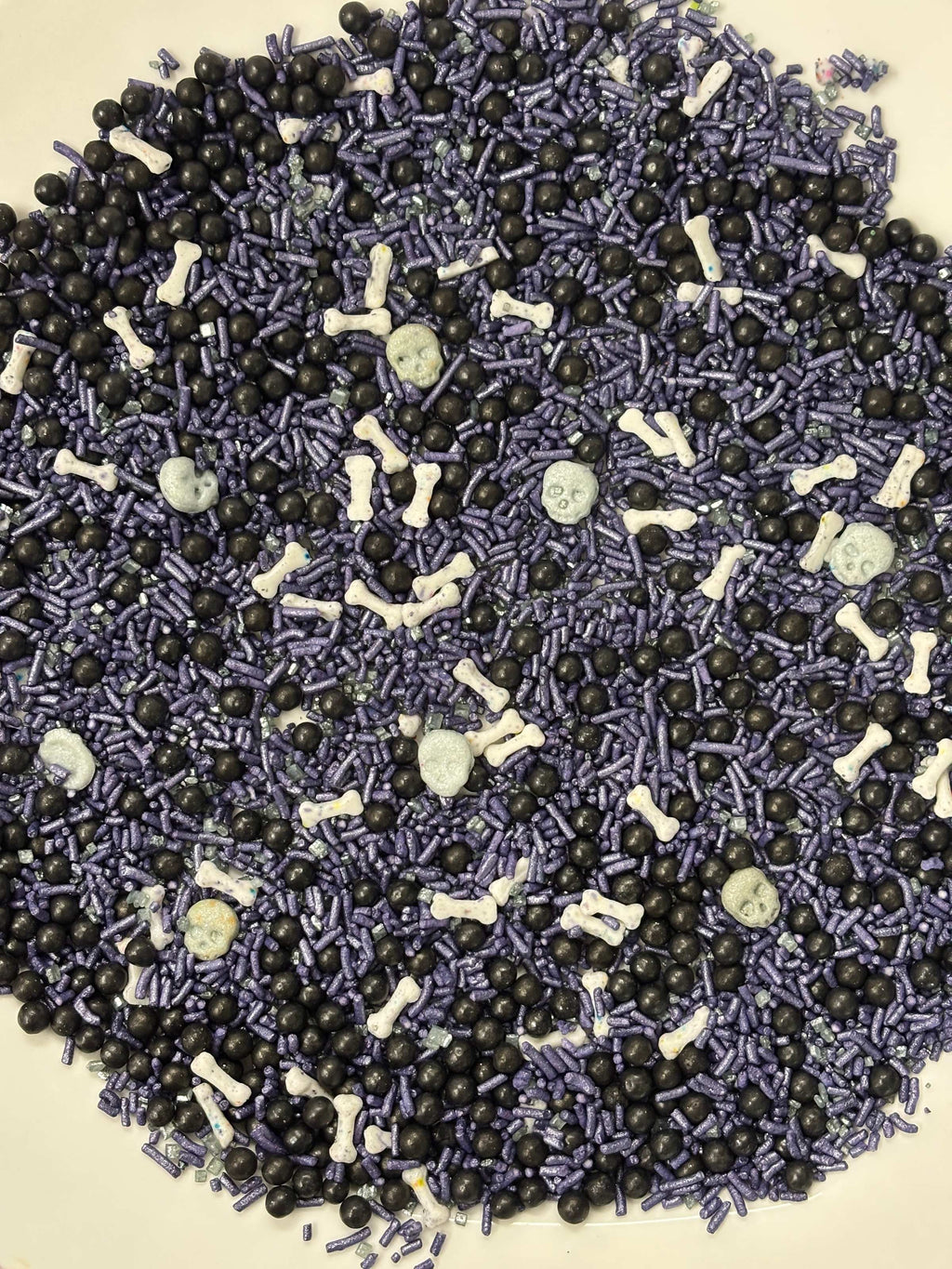 halloween sprinkles mashup 12 120 gm copy