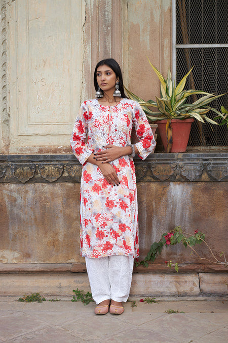 Rangreza Ethnic Leela Mulmul Chikankari Kurta Red