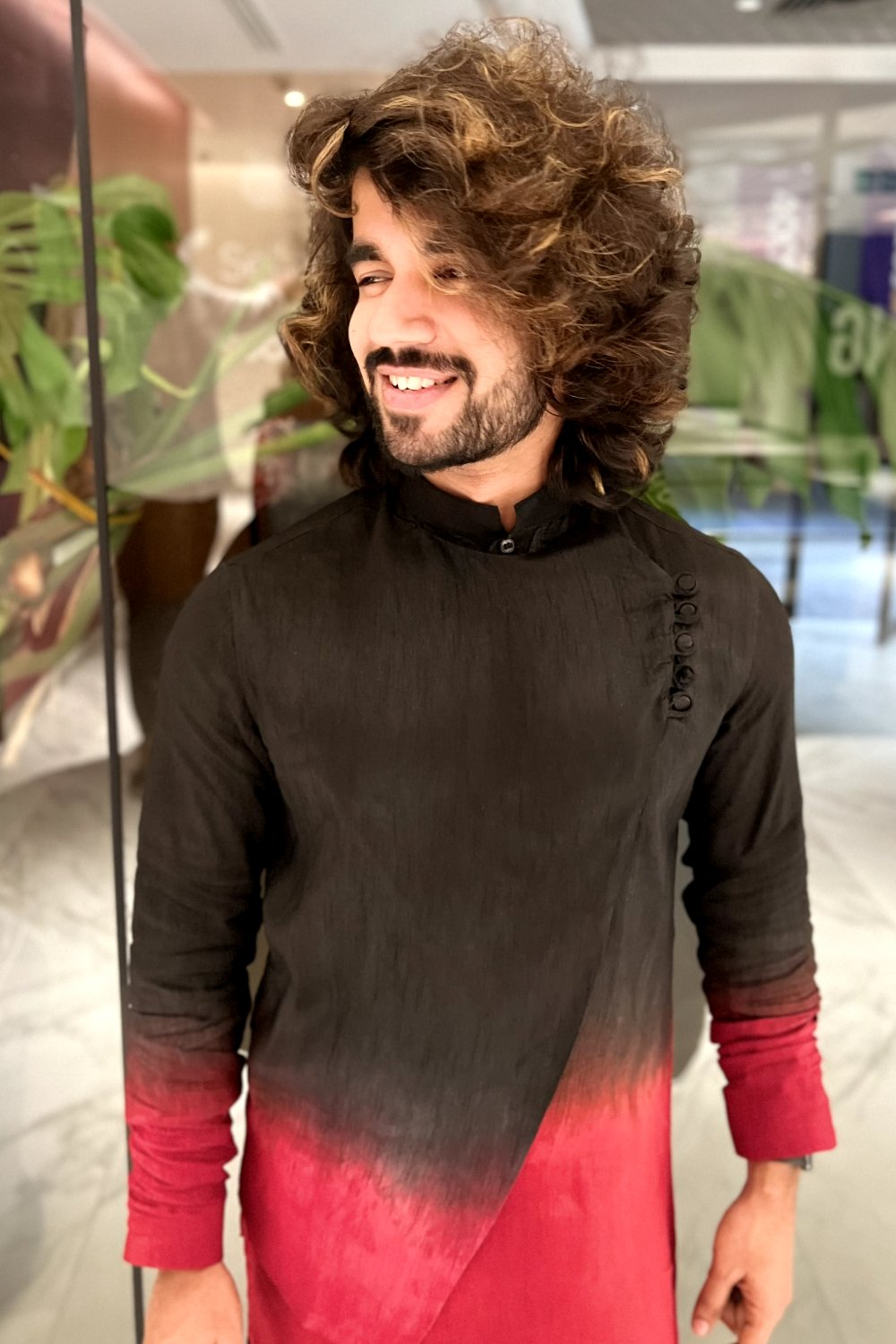 Pattern Ombre Kurta by Hilo Design