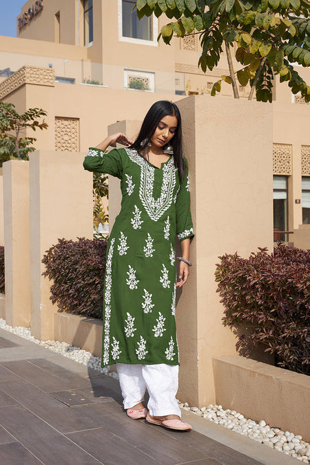Rangreza Ethnic Liya Chikankari Rayon Kurta Green