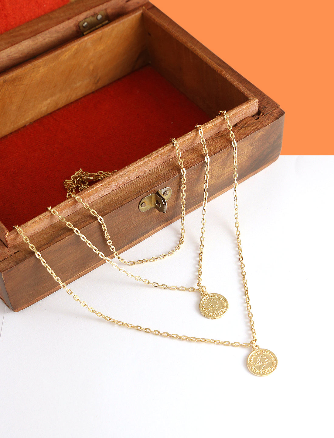 Gold-Polished Alloy Queen Coin Double Layer Necklace - The Pari