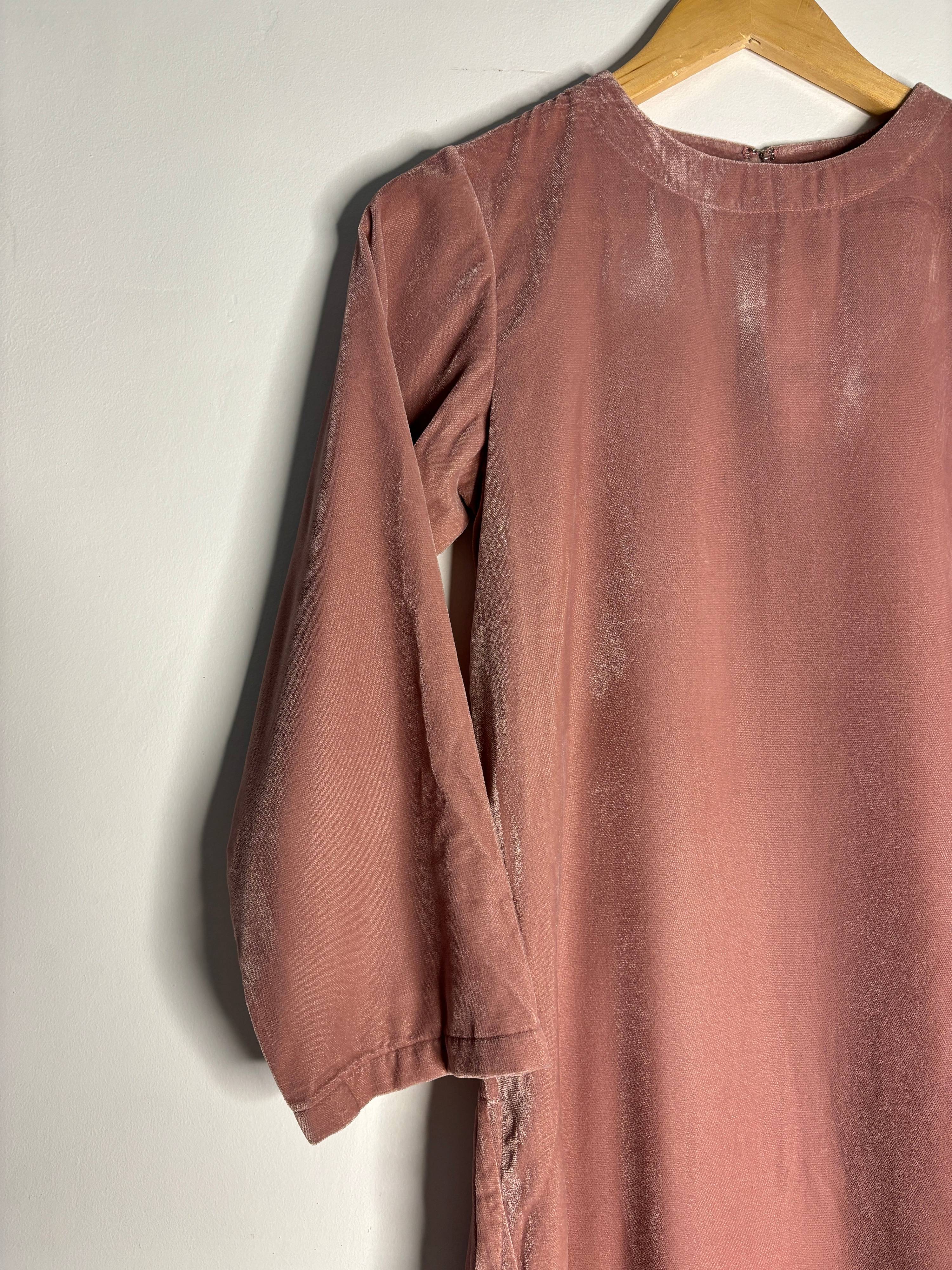 trueBrowns Light Pink Velvet High neck Kurta - Distacart