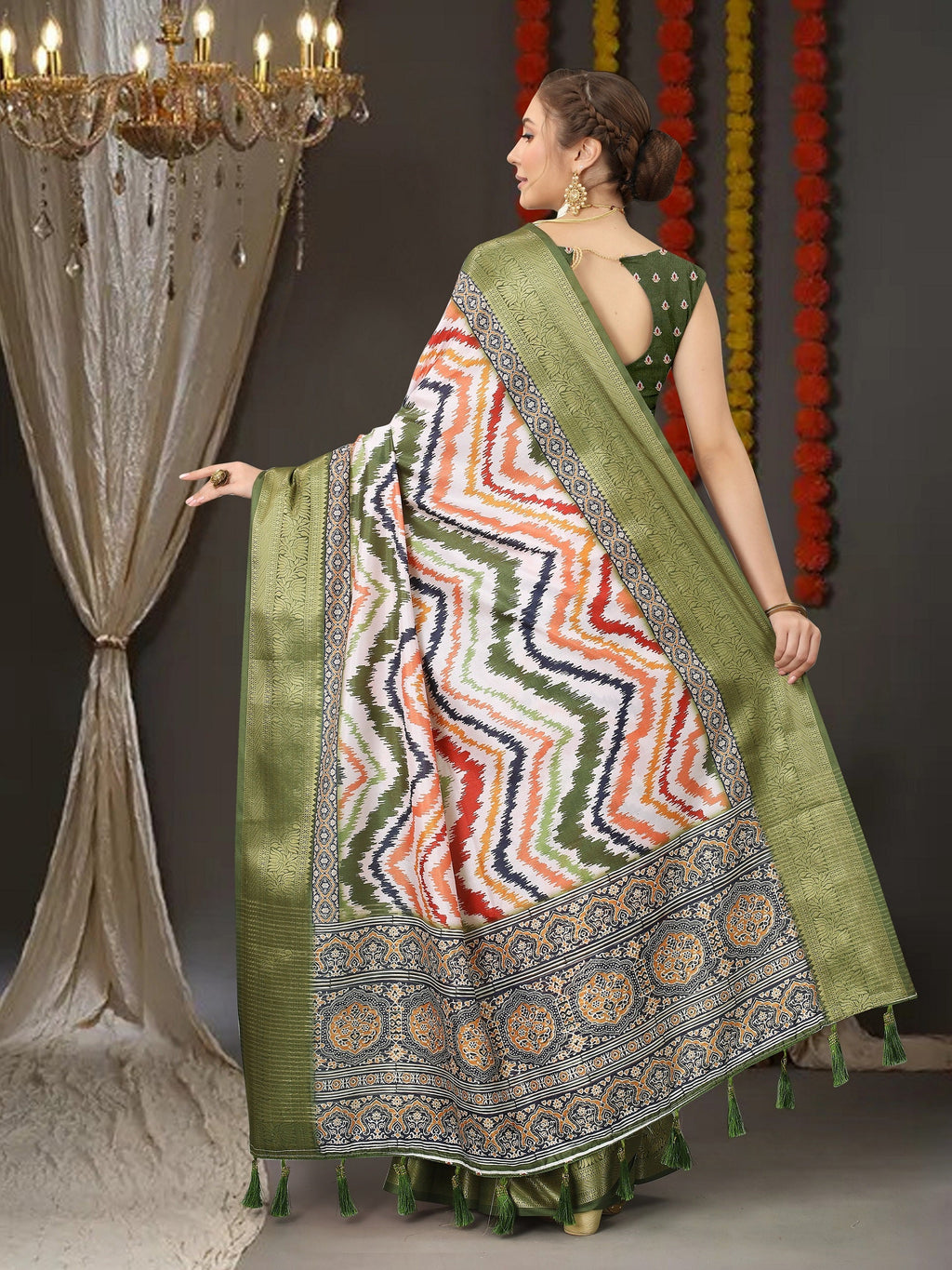 Vedant Vastram Mehndi Color Kanjeevaram Silk Saree - Mehndi