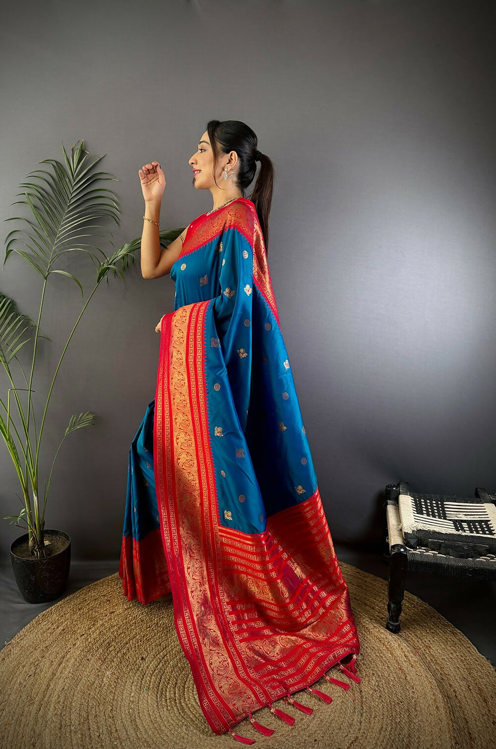 Joban Fashion Banarasi Royal Blue Woven Soft Silk Saree - Distacart