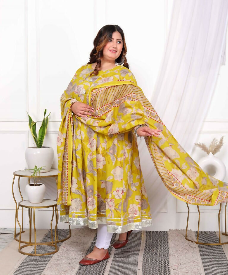 Miravan Women's Plus Size Cotton Gota Patti And Lace Border Details Floral Printed Yellow Anarkali Kurta And Dupatta Set