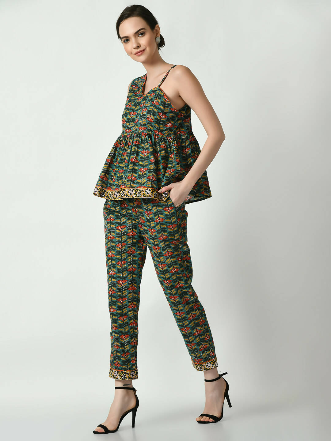 Myshka Women's Green One Shoulder Top With Trousers