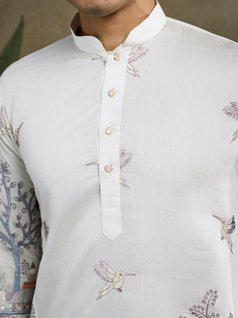Vastranavya White Exclusive Festival Wear Viscose Silk Thread & Sequence Embroidered Work Kurta
