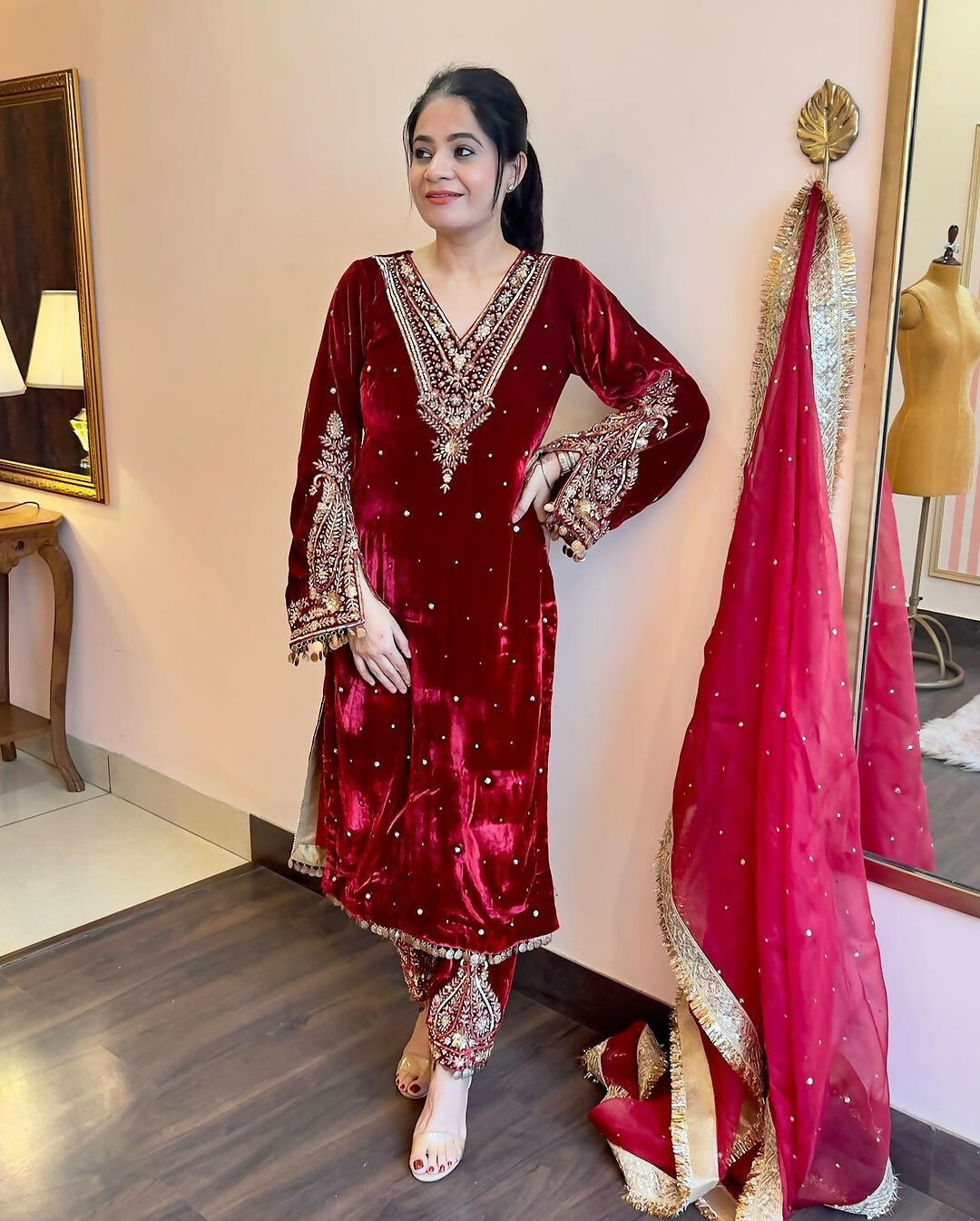 Joban Fashion Deep Maroon Velvet Embroidery Kurta Set - Distacart