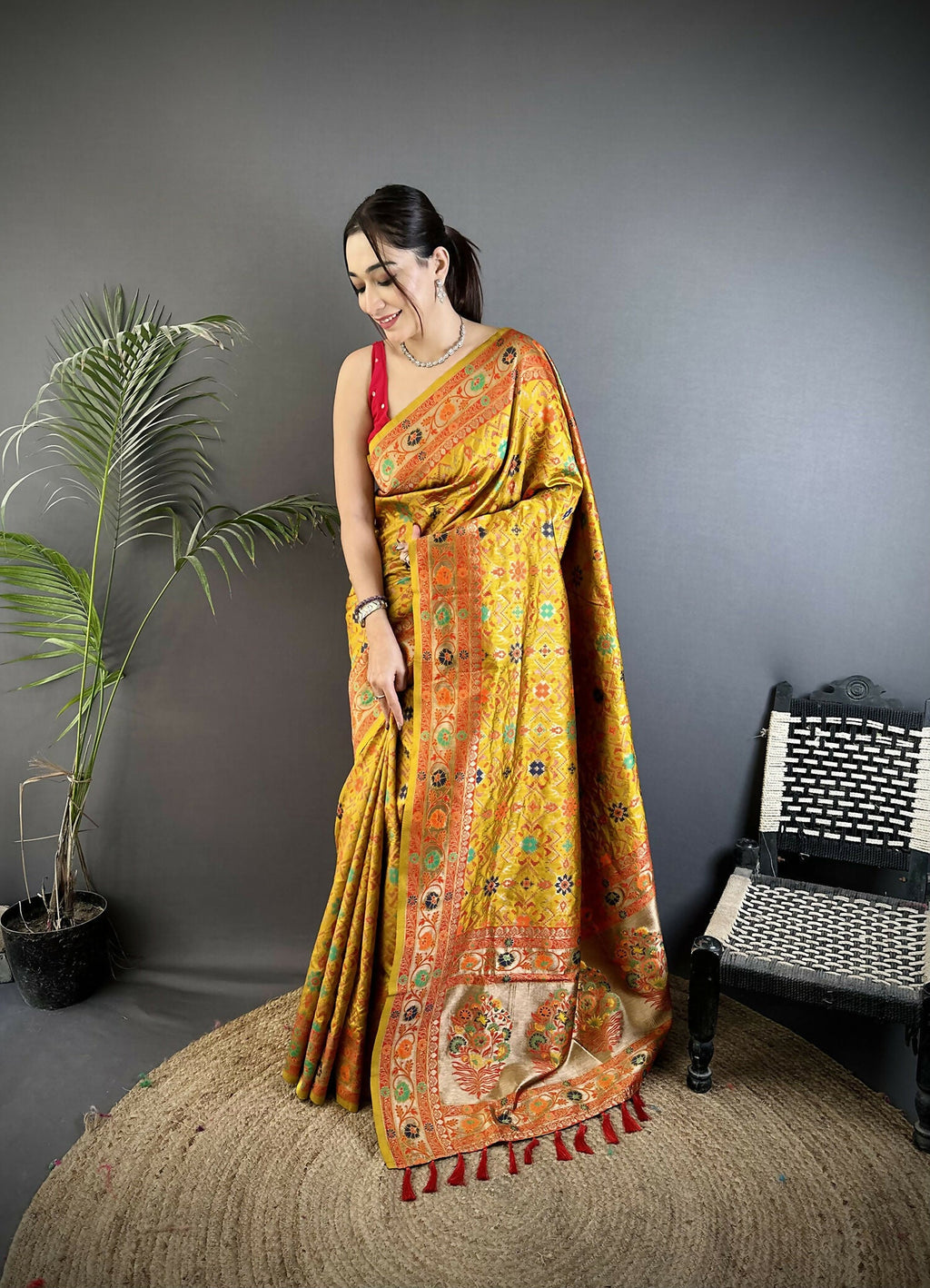 Joban Fashion Golden Yellow Banarasi Soft Silk Woven Saree - Distacart