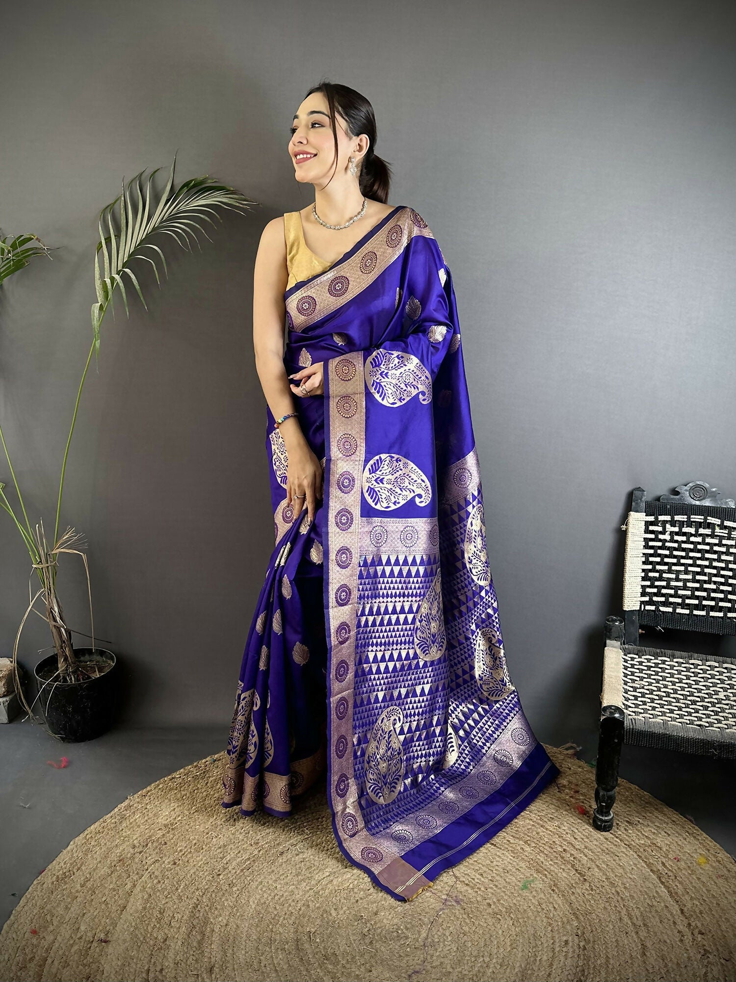 Joban Fashion Purple Paisley Soft Silk Banarasi Saree - Distacart