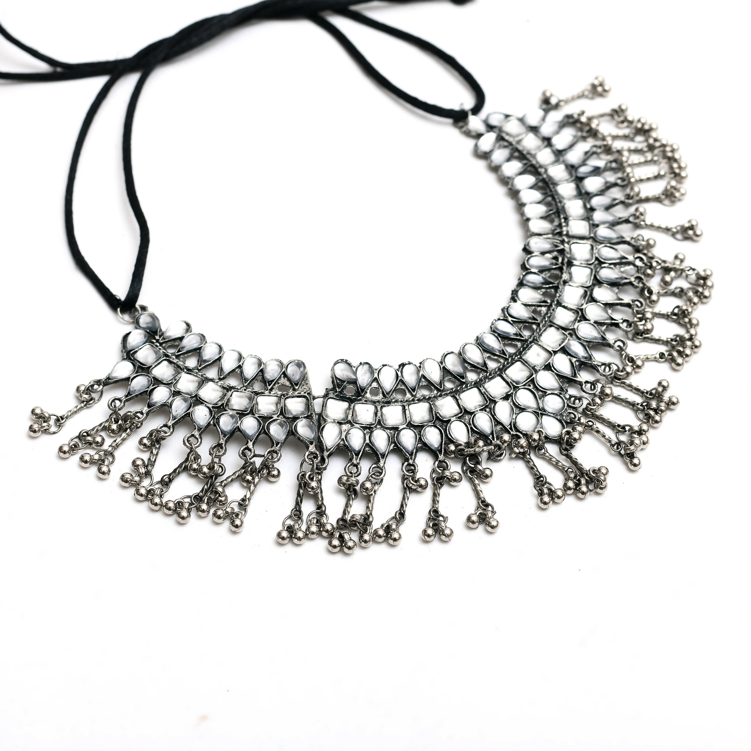 Mominos Fashion Johar Kamal Oxidised Silver-Plated Brass Finish Kundan Necklace For Women (Silver) - Distacart