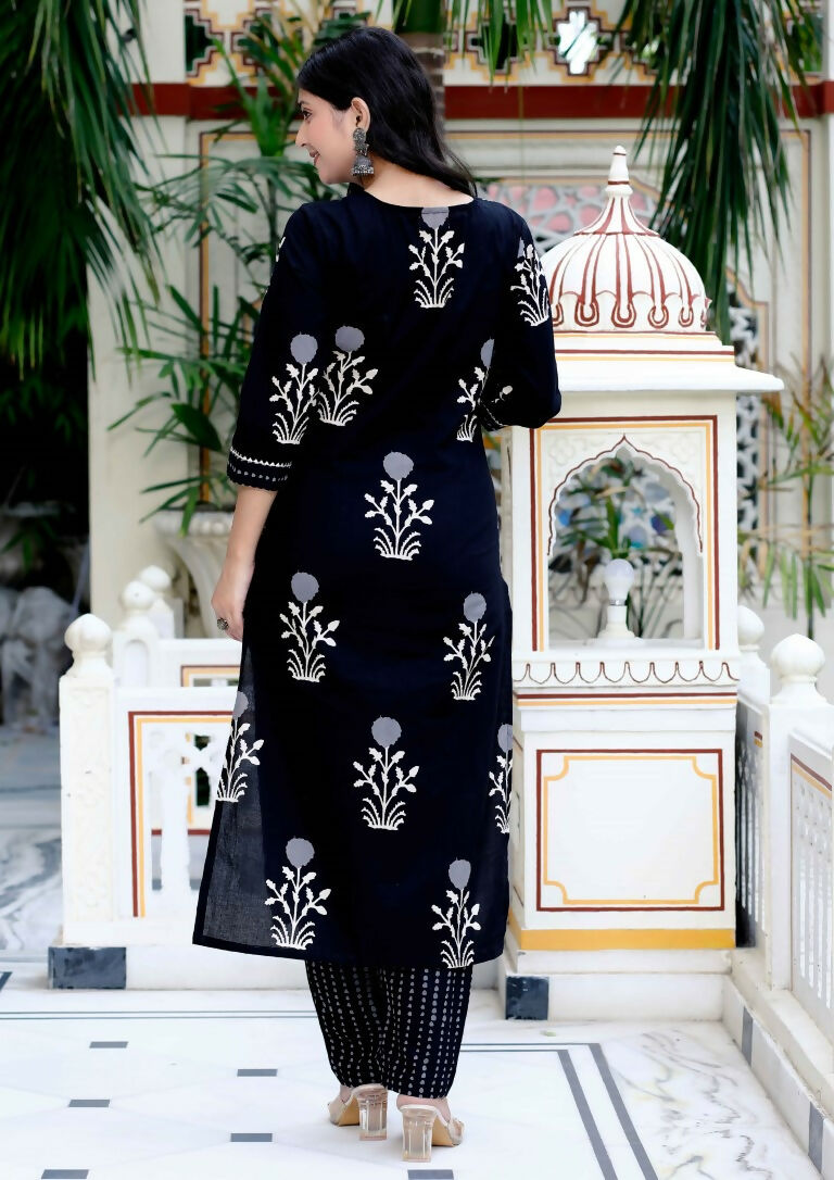 Miravan Women's Cotton Gota Patti Black Floral Printed Straight Kurta Palazzo Set