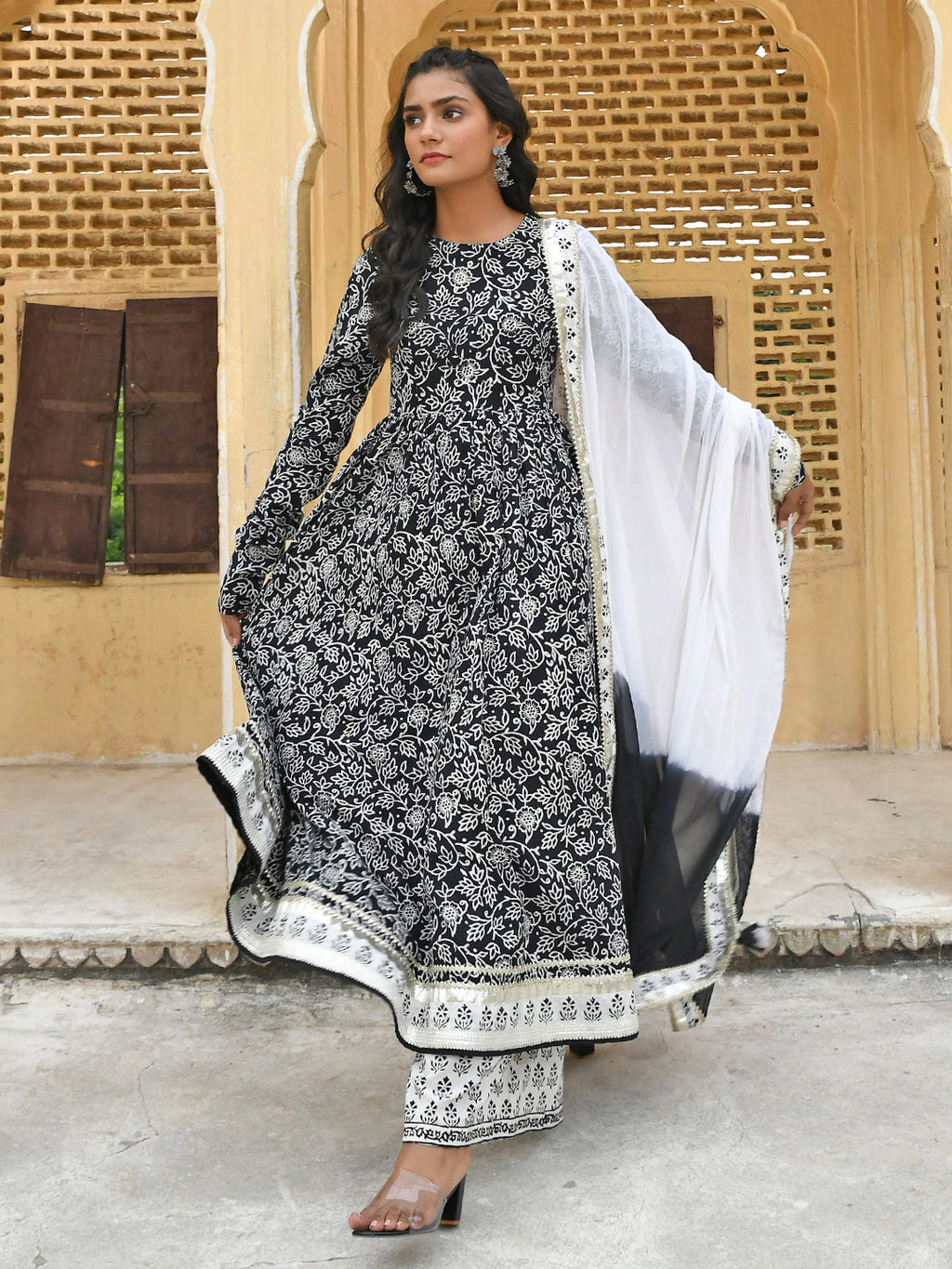 Janasya Women's Black Cotton Floral Print Kurta With Palazzo And Dupatta - Distacart