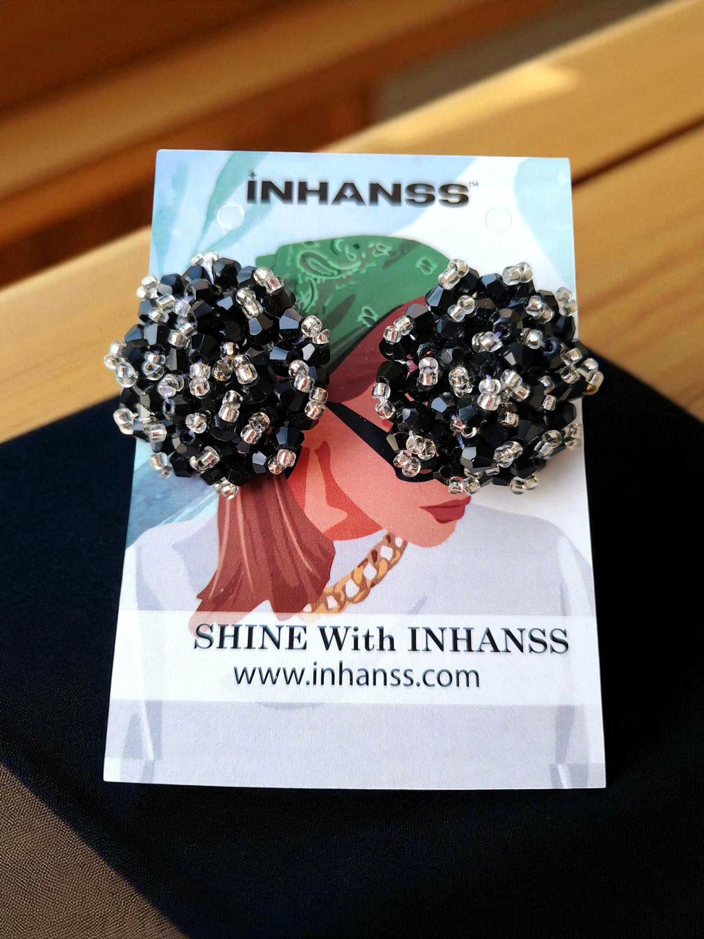 Inhanns Premium Everyday Studs - Black & White - Distacart