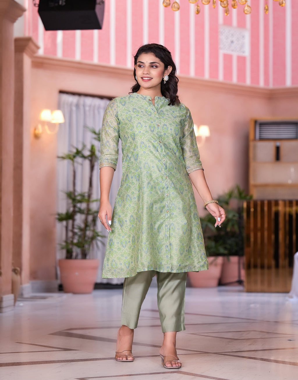 Juniper Women's Green Floral Printed Chanderi Kurta Set With Buttons & Sequins