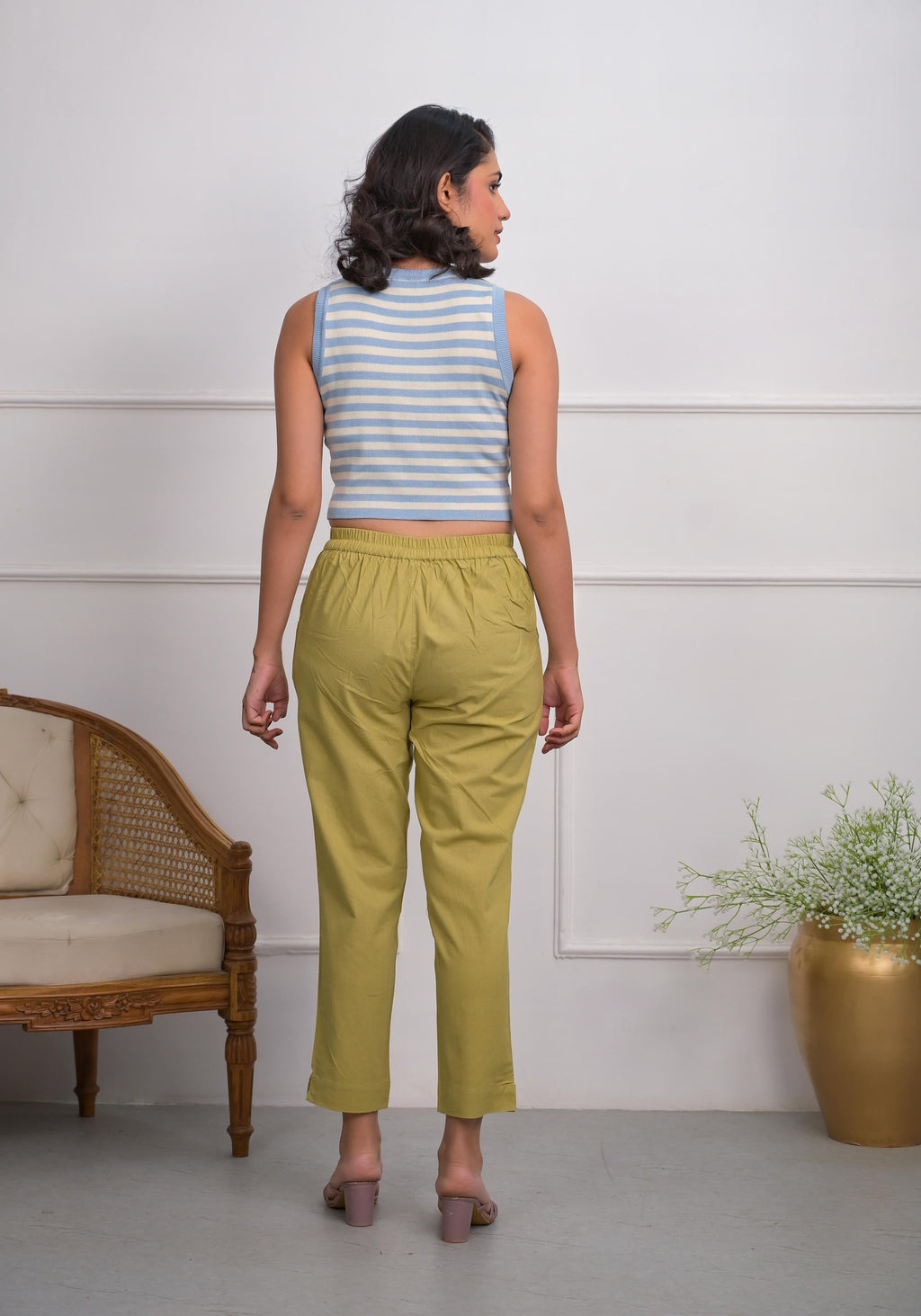 Juniper Women's Khaki Solid Cotton Pants With Partially Elasticated Waistband And Two Side Pockets