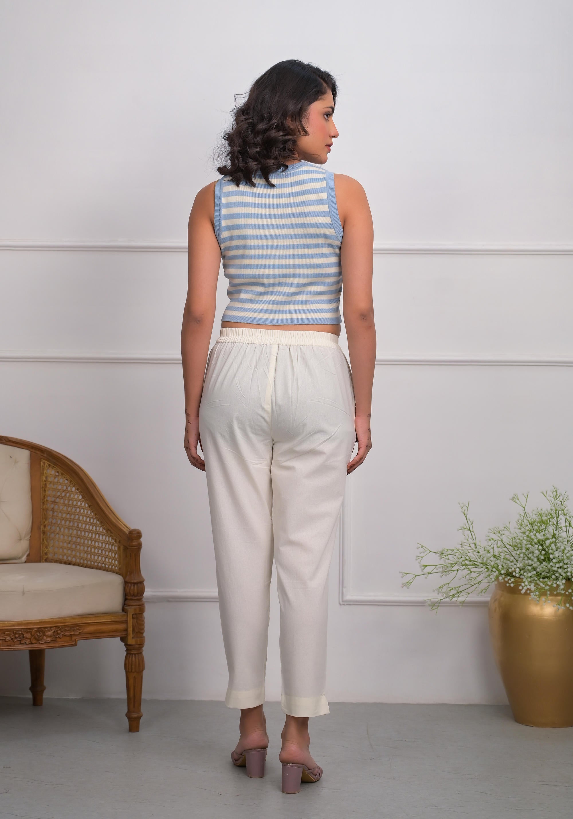 Juniper Women's Off White Solid Cotton Pants With Partially Elasticated Waistband And Two Side Pockets