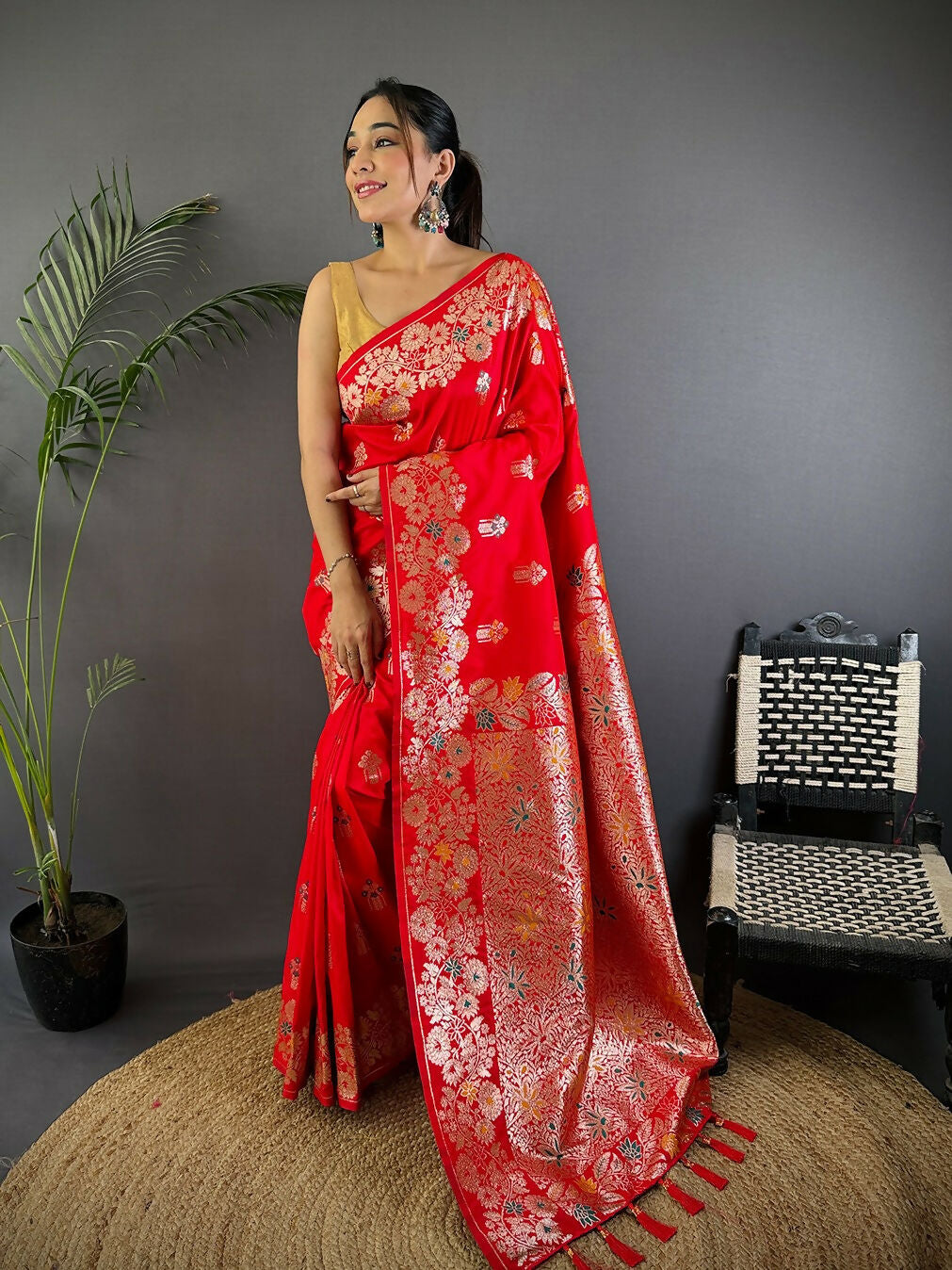 Joban Fashion Meenakari Red Woven Soft Silk Saree - Distacart