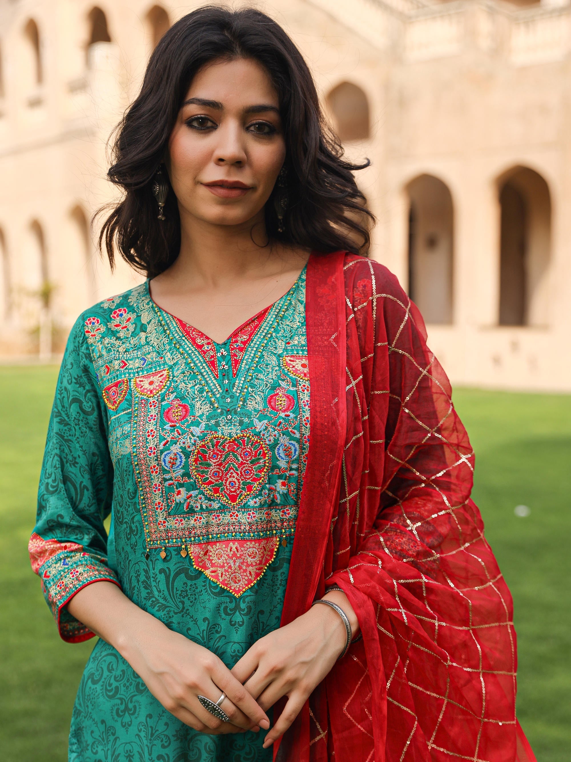 Juniper Women's Green Viscose Rayon Printed Kurta Set