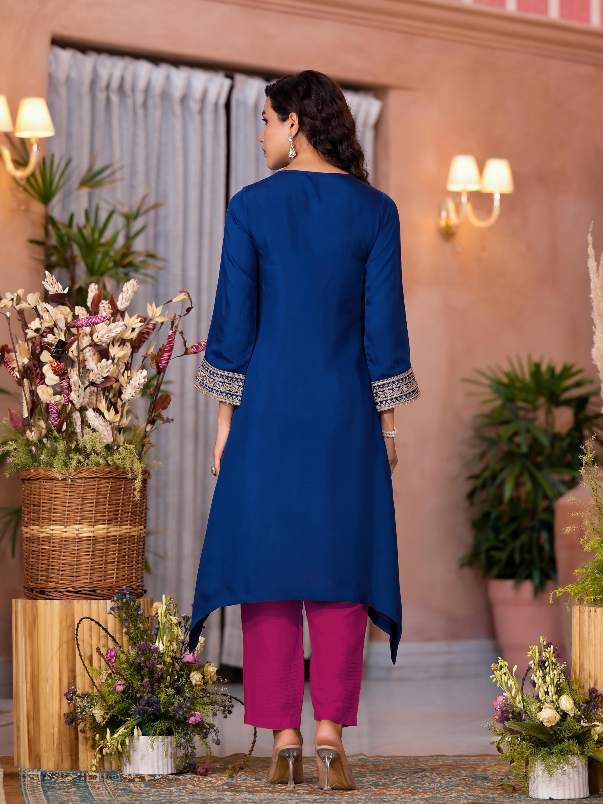 Juniper Women's Blue Viscose Rayon Embroidered Kurta Set