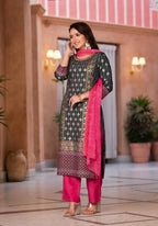 Juniper Women's Green Viscose Rayon Printed Kurta Set