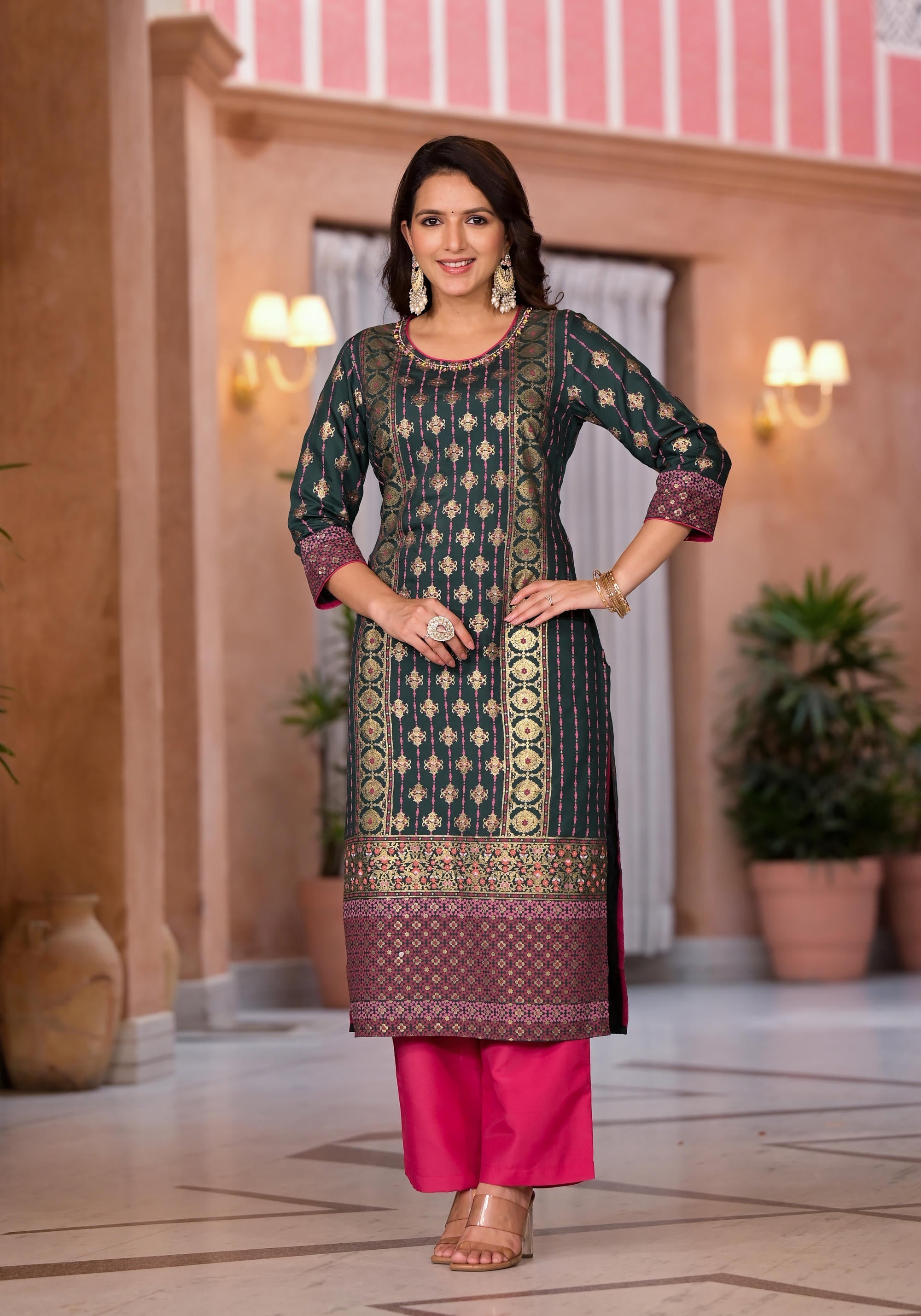 Juniper Women's Green Viscose Rayon Printed Kurta Set