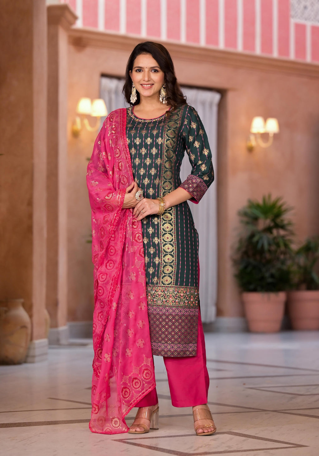 Juniper Women's Green Viscose Rayon Printed Kurta Set