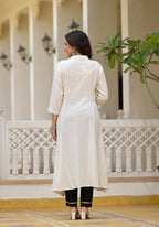 Juniper Off-White Solid Kurta With Mirror Work