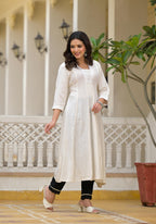 Juniper Off-White Solid Kurta With Mirror Work