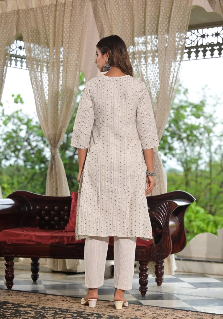 Juniper Women's Off White Geometric Printed Cotton Kurta Pant Set With Tassels On Dupatta - Distacart